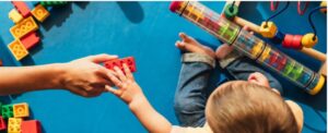 Lire la suite à propos de l’article Le Maire de Gap va-t-il laisser disparaître (au moins) une crèche ?